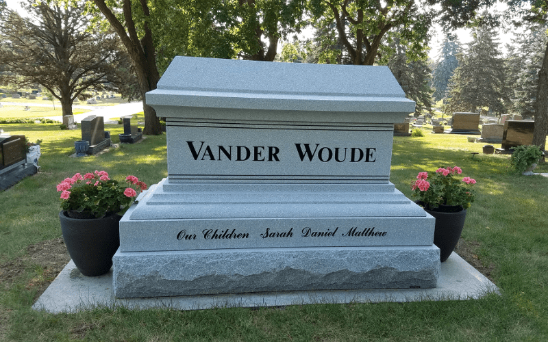 Monument Design Feature Image Family Memorials by Gibson Family