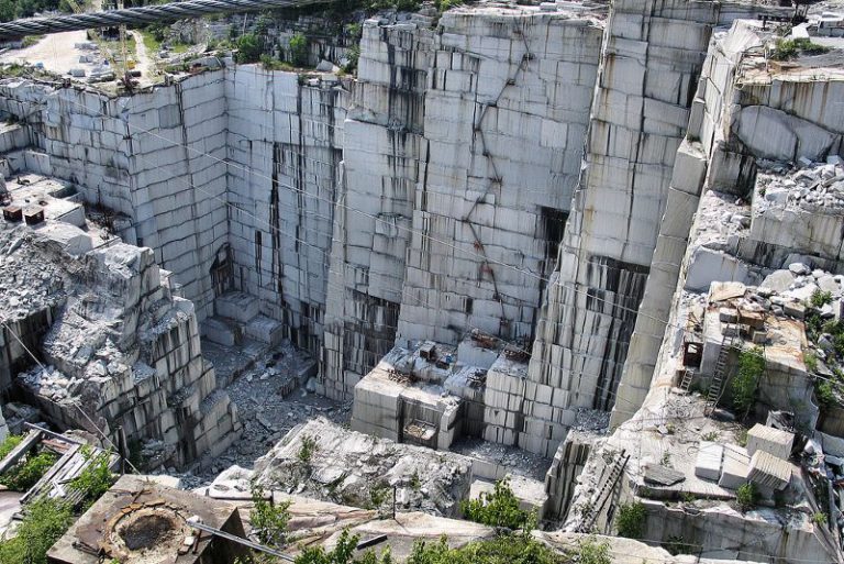 Granite Quarry Barre Vermont – Family Memorials By Gibson