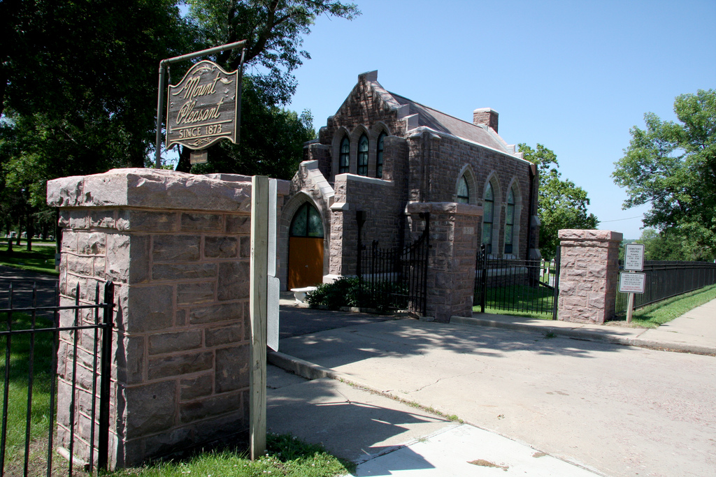 7 Historic Cemeteries in Sioux Falls You Should Explore Today Family