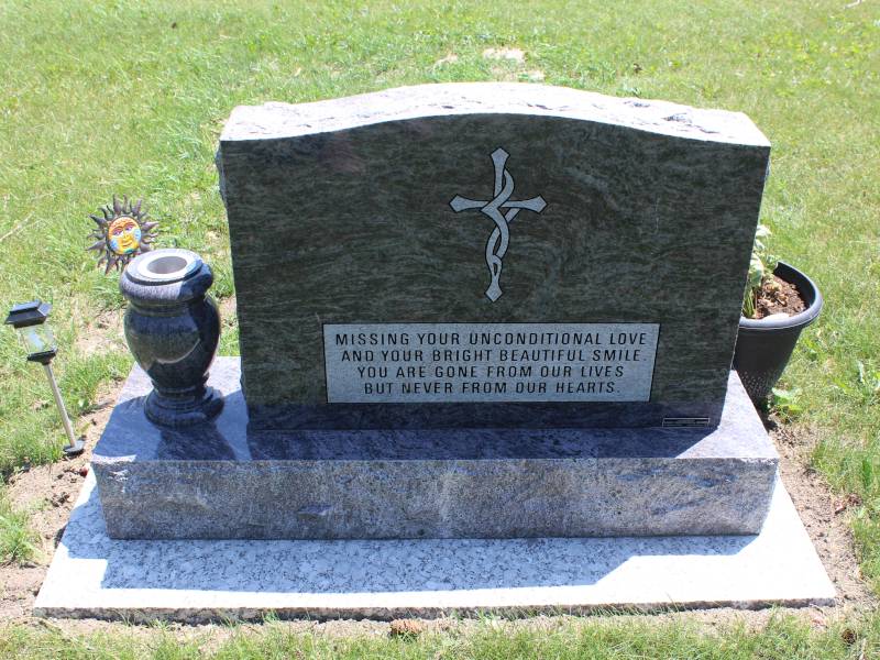 Single Upright Monuments – Family Memorials By Gibson